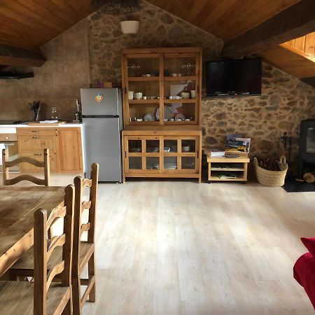 Charmant Appartement Dans Le Village/Coqueto Apartamento En El Pueblecito La Cabanasse Экстерьер фото