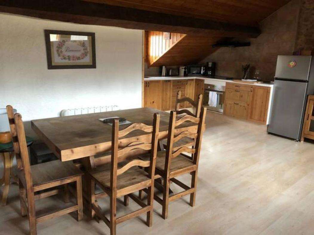 Charmant Appartement Dans Le Village/Coqueto Apartamento En El Pueblecito La Cabanasse Экстерьер фото
